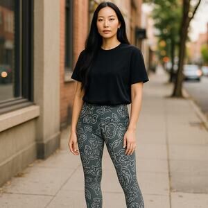 New Balance Womens Leggings Sz L Olive Green Black Floral Print Thick